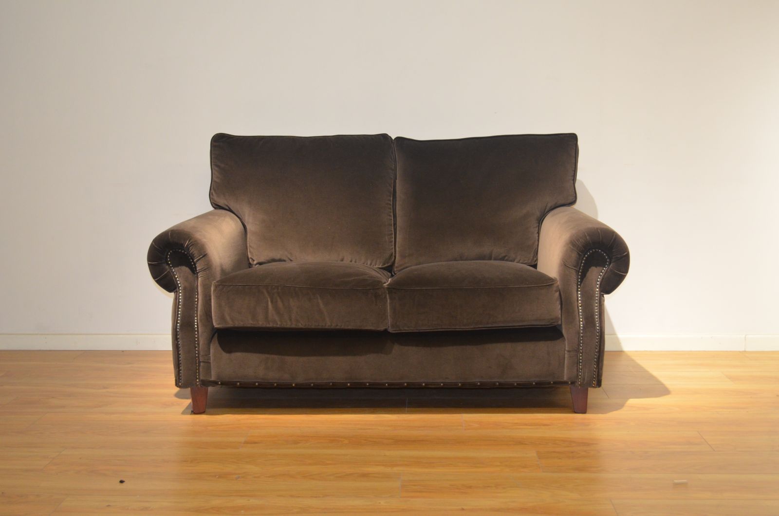 Chesterfield Sofa Clearance & ExShowroom Shop Now