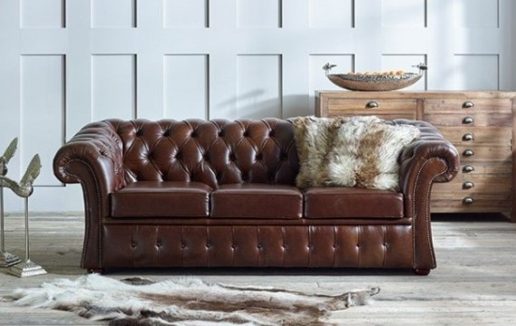 Gladbury Traditional Leather Sofa