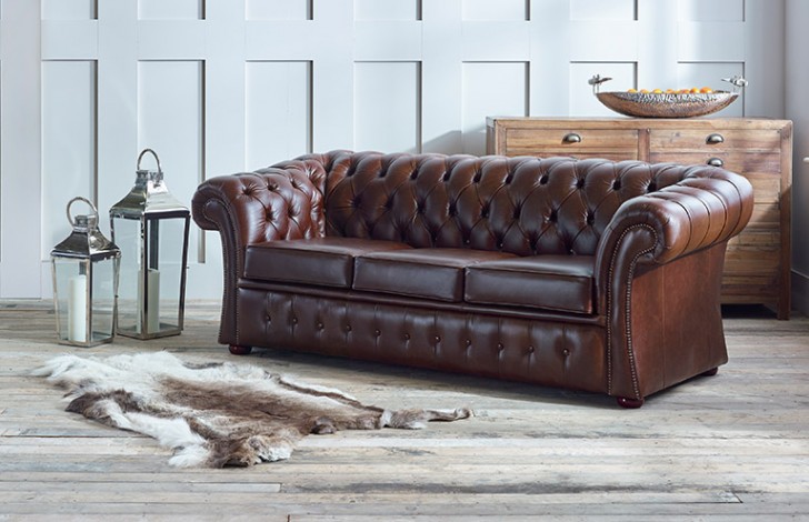 Gladbury Traditional Leather Sofa