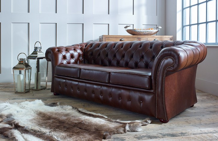 Gladbury Traditional Leather Sofa