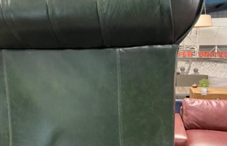 Gladbury Traditional Sofa - 3 Seater - Old English Black