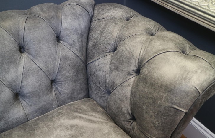 St Edwin Modern Chesterfield Leather Sofa - 3 Seater - Tribe Relic