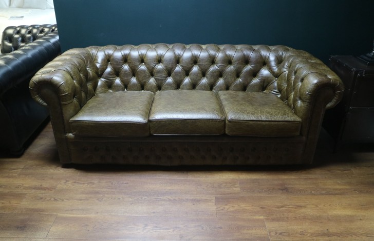 Claridge Luxury Leather Chesterfield Sofa - 3 Seater - Vintage Truffle
