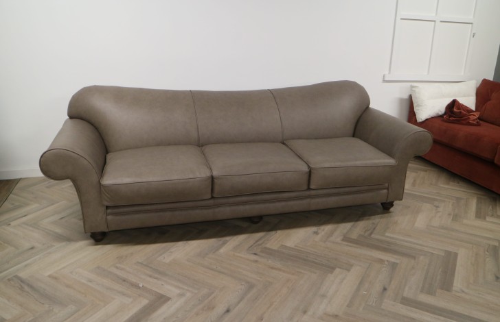 St David Curved Back Leather Sofa - 4 Seater - Mistral Canyon