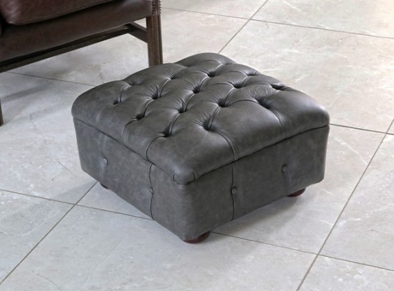 Gladbury Traditional Leather Stool