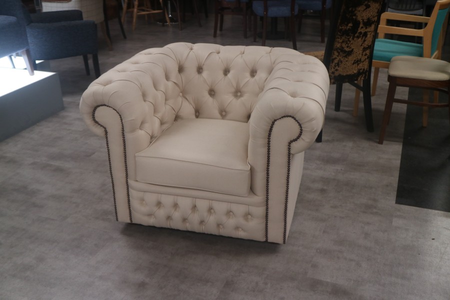 Claridge Luxury Chesterfield Sofa - 3 Seater + Chair - Bracken Cream