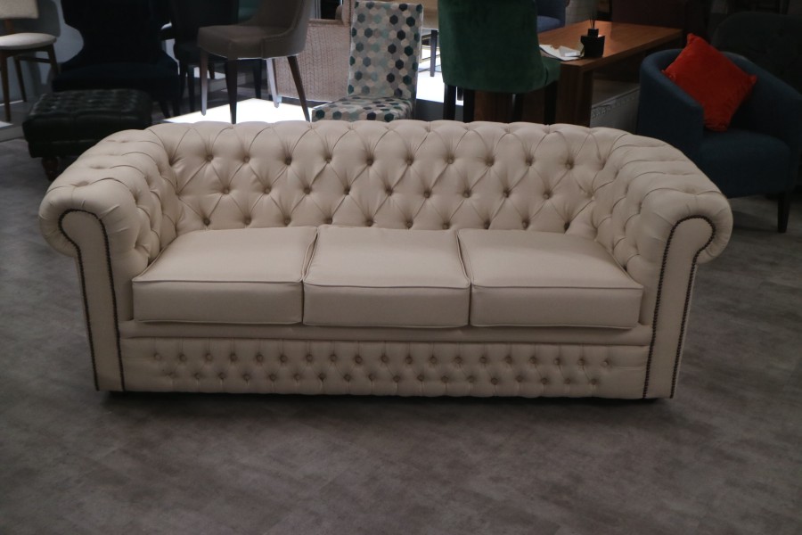 Claridge Luxury Chesterfield Sofa - 3 Seater + Chair - Bracken Cream