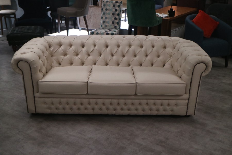 Claridge Luxury Chesterfield Sofa - 3 Seater - Bracken Cream