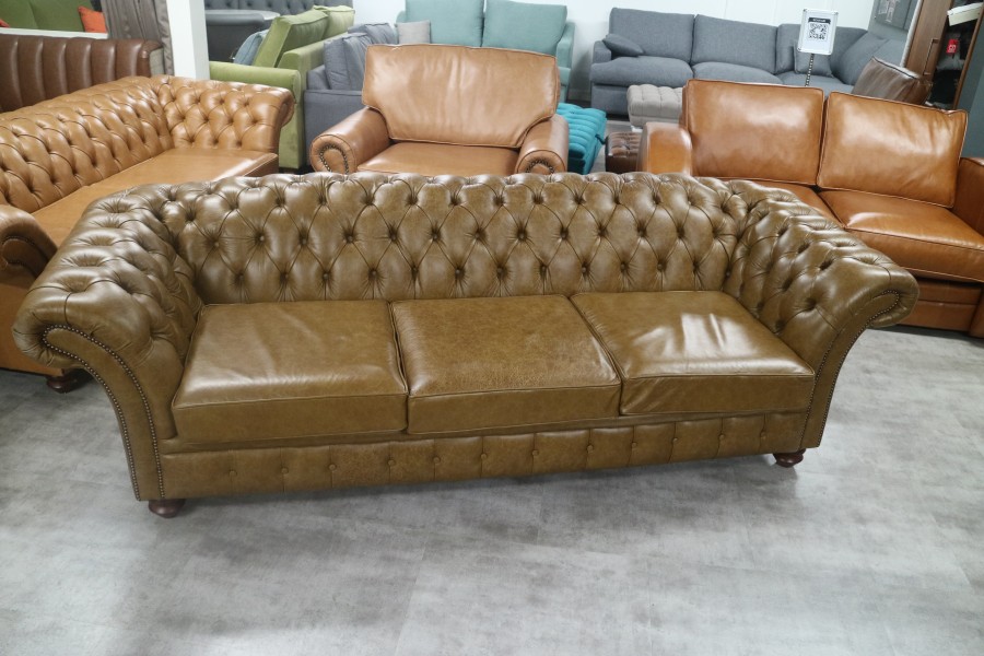 Blenheim Leather Chesterfield Sofa - 4 Seater - Dune Fudge