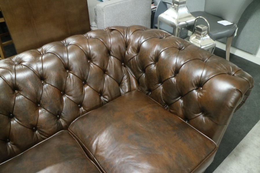 Burwood Vintage Leather Chesterfield - 2 Seater - Brooklyn Oak