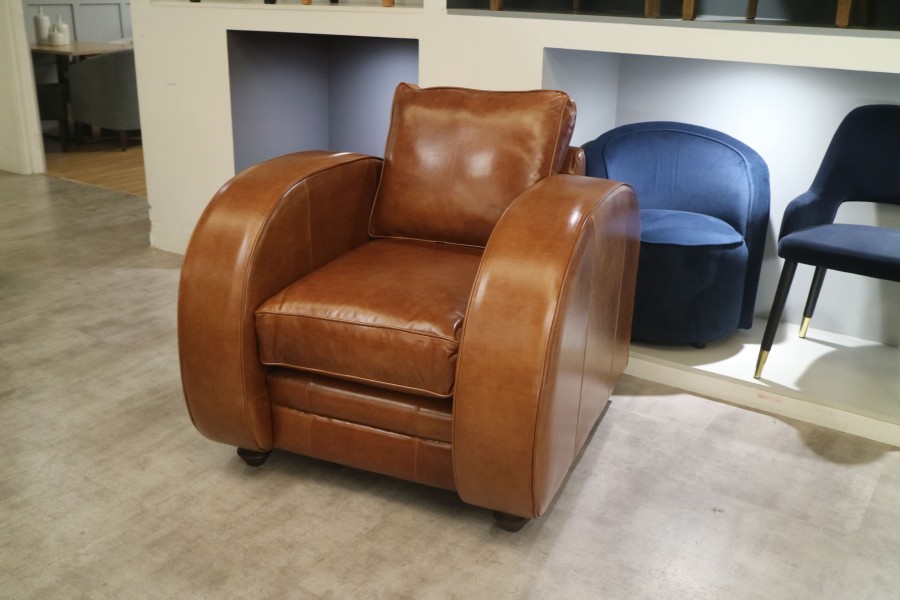 Astoria Leather Armchair - El Paso Whiskey