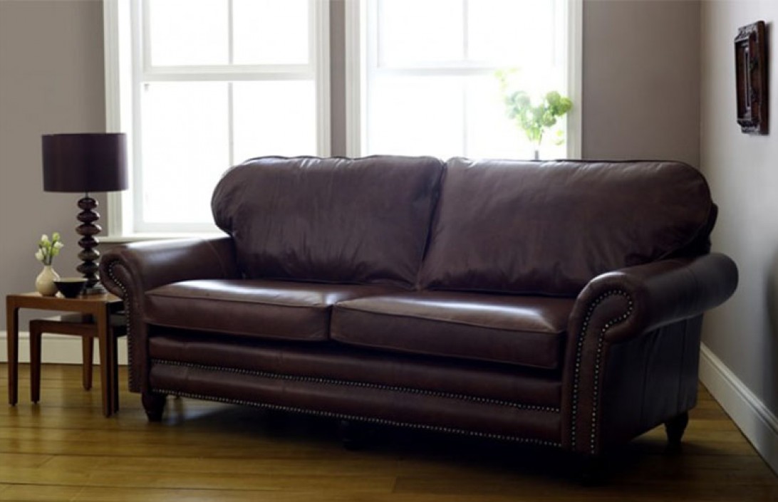 derwent canterbury leather sofa