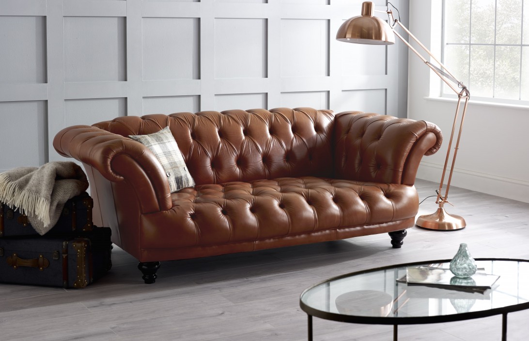 Edmund Vintage Brown Leather Sofa, Shabby Chic Living Room With Brown Leather Sofa