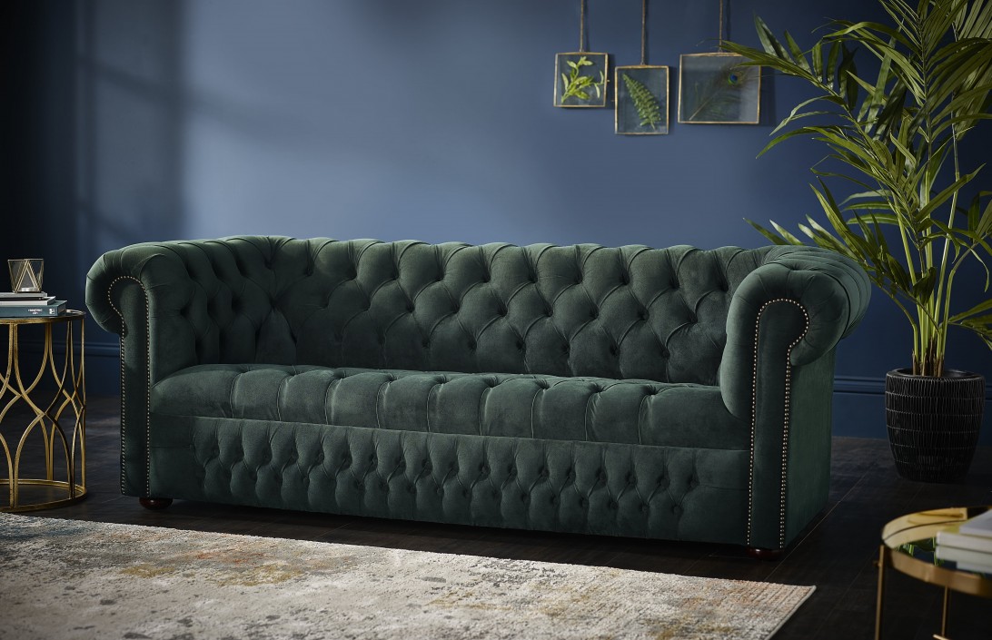 Ludlow Compact Chesterfield Sofa The